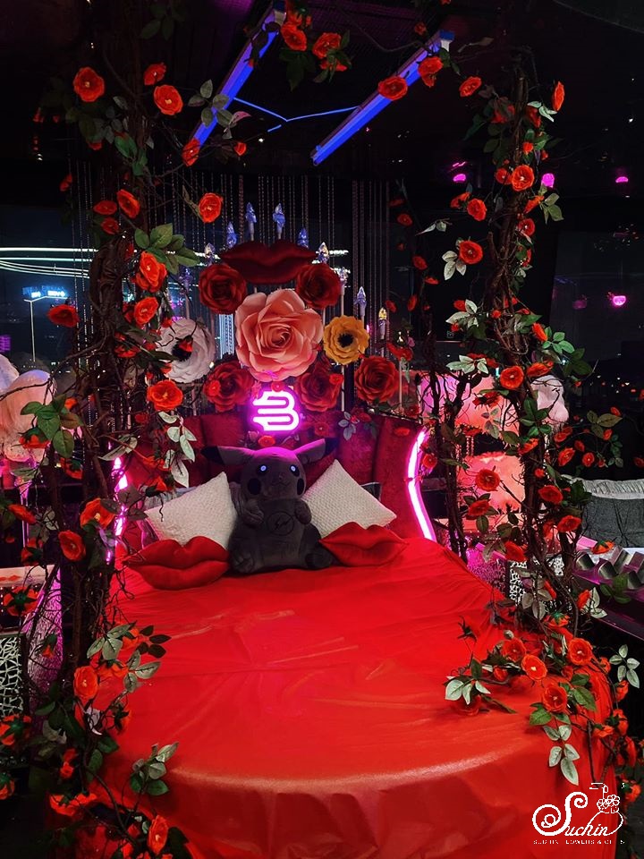 THE BEDroom – Cây hoa hồng khổng lồ cuốn hút