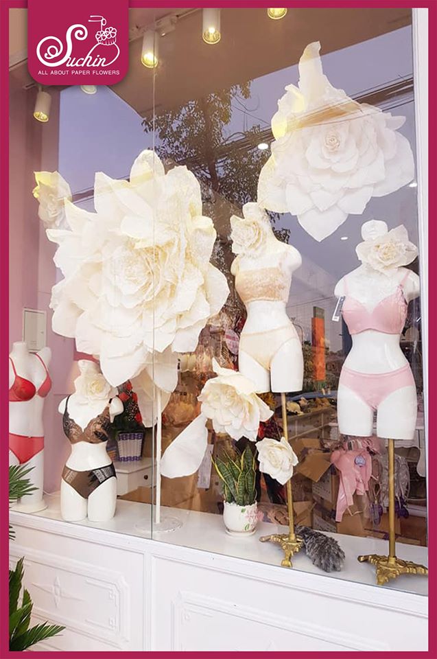 SABINA – Trang trí show window chuỗi cửa hàng đồ lót