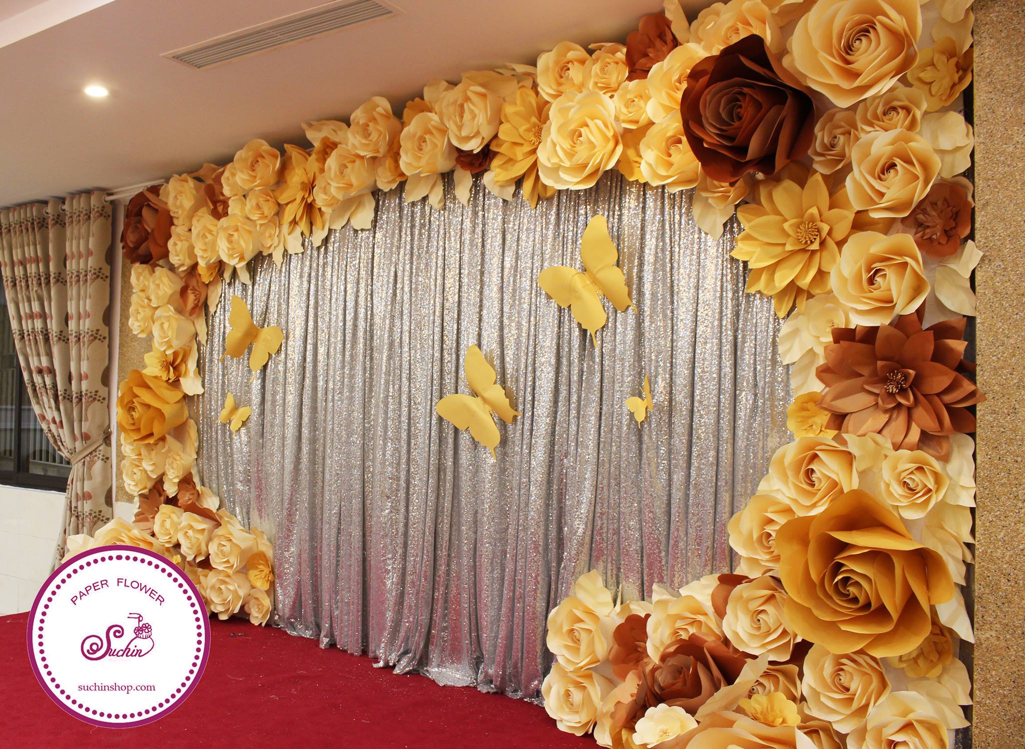 Tham khảo 20+ mẫu backdrop đám cưới handmade đẹp nhất từ hoa giấy 